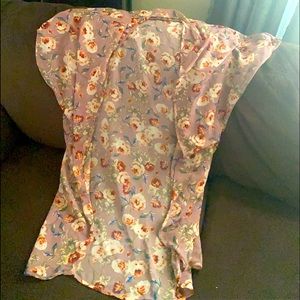 Seni sheer floral kimono size Medium.